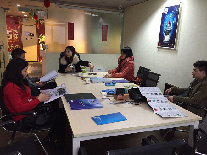陽(yáng)光客戶到訪友情漆