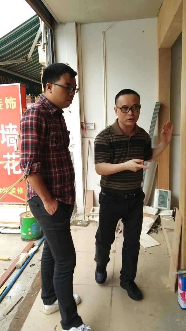友情漆敬業(yè)專業(yè)的態(tài)度，贏得客戶合作加盟