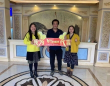 參觀(guān)簽約加盟，友情漆新年增添新伙伴